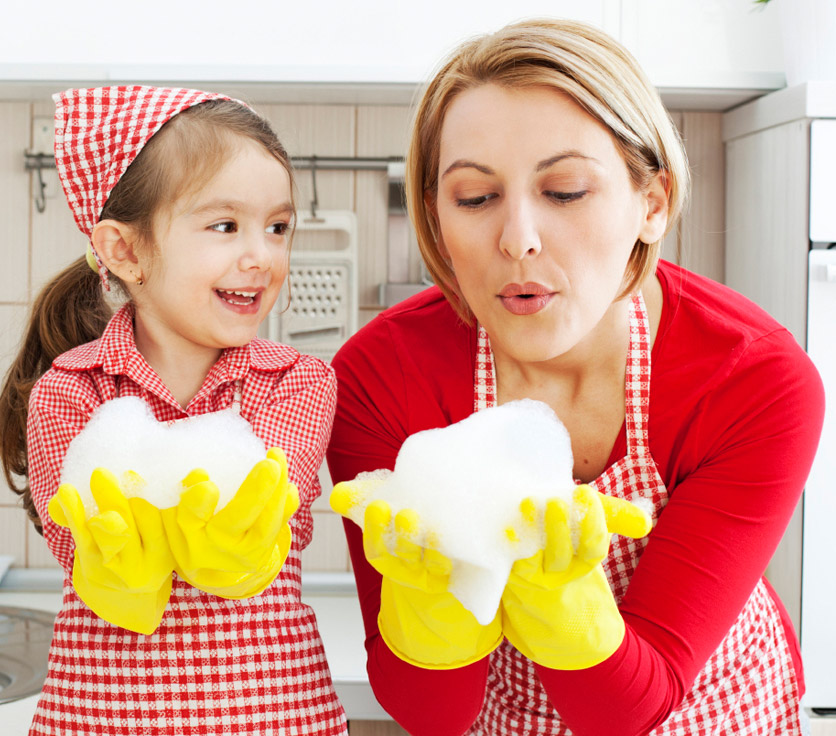 Mom-Daughter-Cleaning