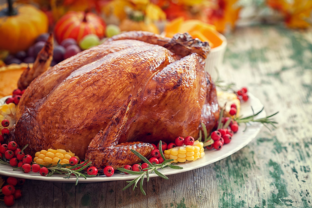 focus-on-the-bird-table-settings