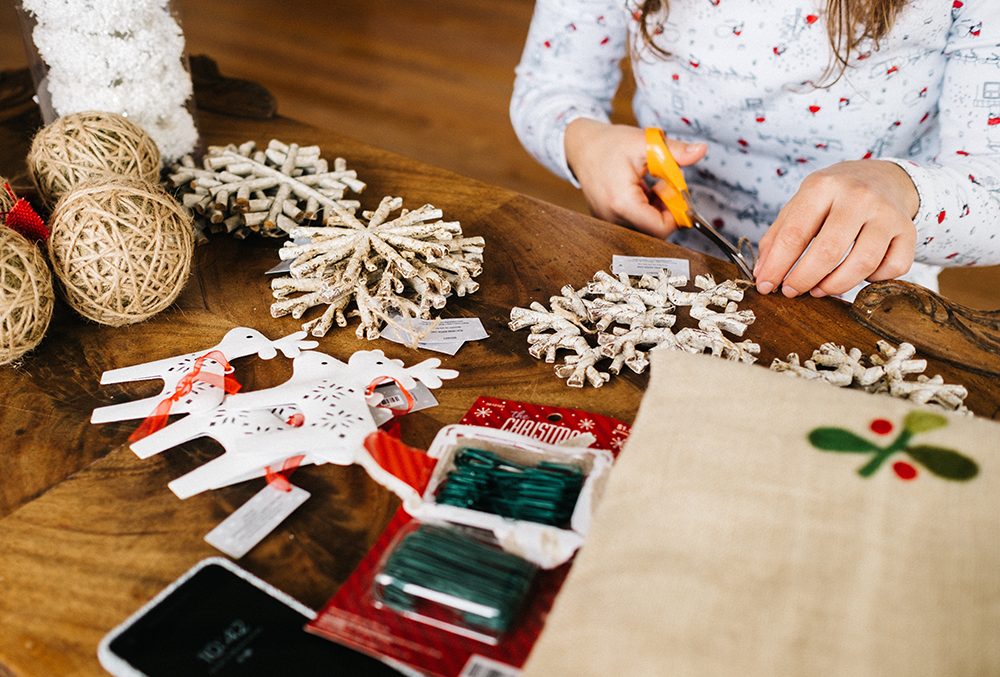 Photo of making christmas crafts
