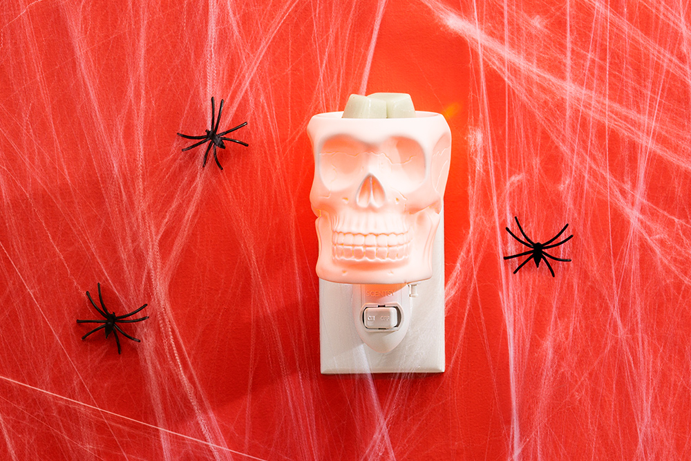 DIY Halloween décor for your spookiest season yet!