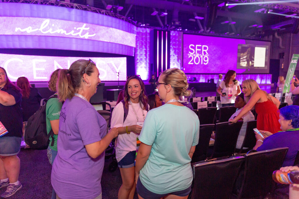 Consultants talking to each other at Scentsy Family Reunion 2019