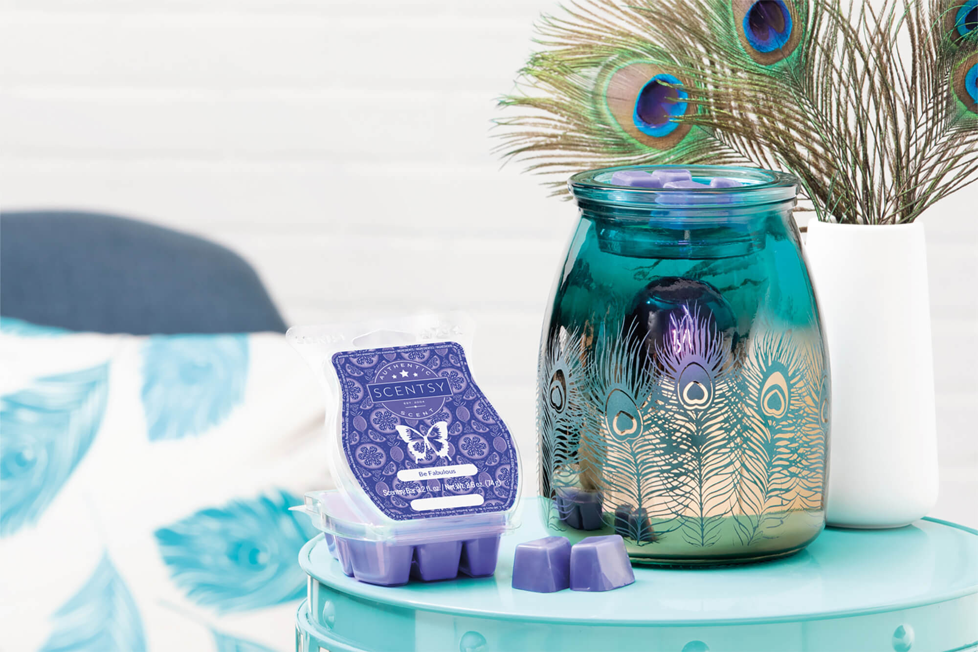Scentsy's Warmer of the Month, Be bold and their Scent of the Month, Be Fabulous