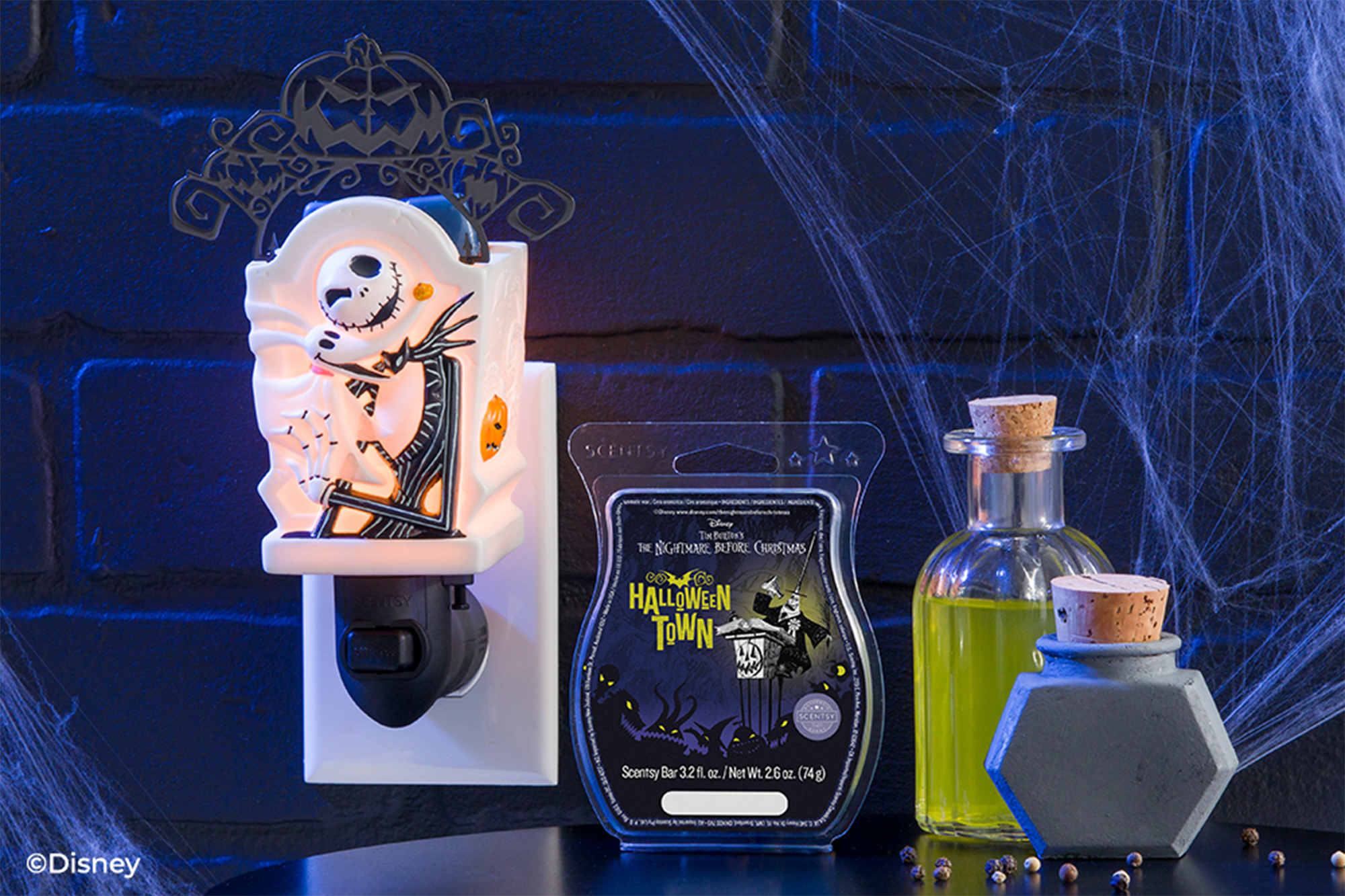 Jack Skellington Mini warmer with the Halloween Town Scent
