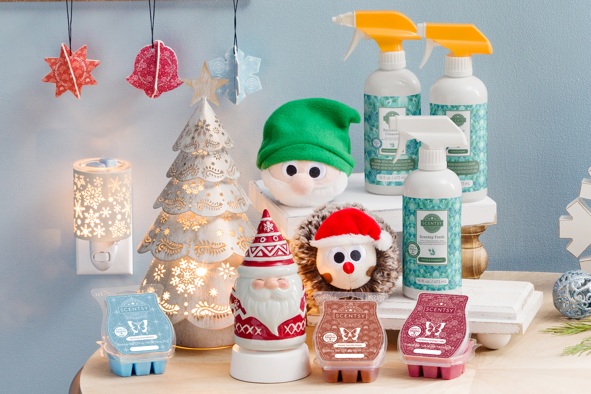 The 2022 Scentsy Holiday Collection is here! Here we have the Icicles & Evergreen cleaning products, Holiday 3D Scent Circle 3-pack, Holiday Scentsy Wax Bars, Gnome and Hedgehog Bitty Buddies, Trim the Tree Wax Warmer and the Catching Snowflakes Mini Warmer