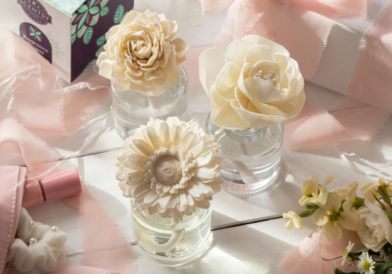 Thoughtful, scented wedding gifts for newlyweds